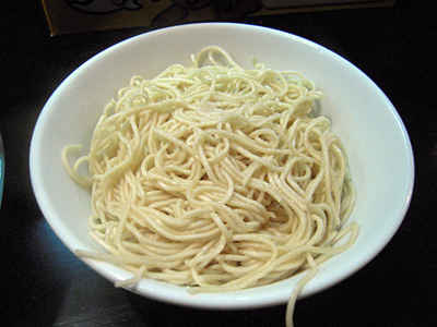 塩豚そば 替玉 三軒屋茂原.jpg