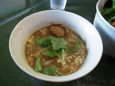 特製つけ麺 大盛り つけ汁 MIWA69'n.jpg