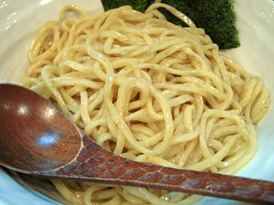 つけ麺(中盛り) 麺 三ツ葉亭.jpg