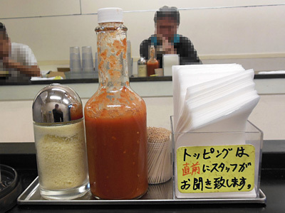 卓上アイテム カレー飲み物秋葉原.jpg