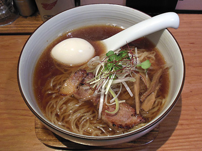 味玉醤油らぁ麺 ひだまり.jpg