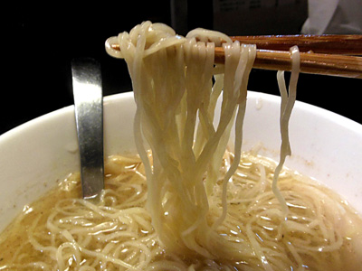 塩ラーメン 麺 アイバンラーメン.jpg