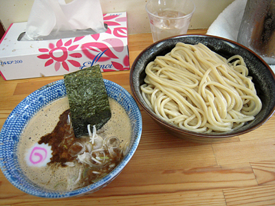 つけ蕎麦(中盛り) サンジ.jpg