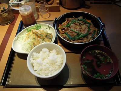 プルコギ定食 やよい軒町屋.jpg
