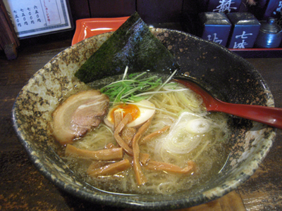 塩ラーメン 麺 壱蔵.jpg