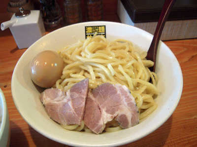 味玉濃菜つけ麺 麺 濃菜麺 井の庄.jpg
