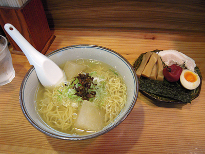 冷やしラーメン(塩) 景虎.jpg