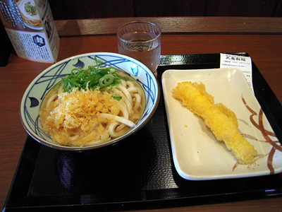 かけうどん(並)+イカ天・ちくわ天 丸亀製麺石岡.jpg