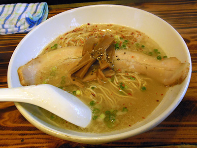 しろいぶし ら〜めん煙.jpg