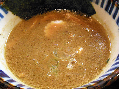 つけめん(中盛り) つけ汁 三三㐂大森.jpg
