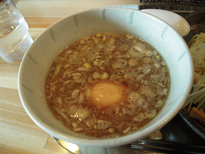 つけめん(中盛り)+味玉 つけ汁 和屋.jpg
