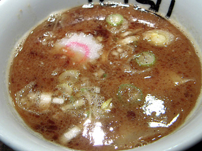 つけめん(大盛り) つけ汁 壱の木戸.jpg