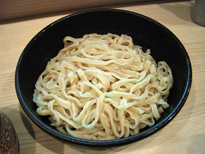 つけ麺昆布醤油味 麺 桃の木.jpg