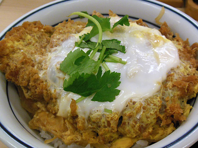 カツ丼(梅)+とん汁(小) カツ丼 かつや足立.jpg