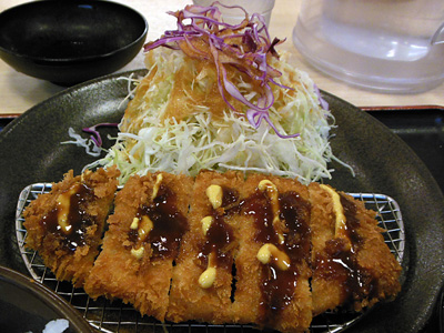 ロースかつ定食 ロースかつ 松乃家北千住.jpg