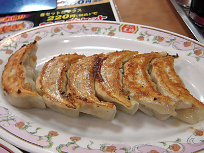 焼きそば(醤油)+餃子 餃子 餃子の王将浅草橋.jpg