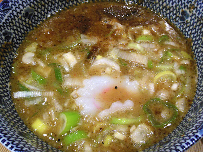 辛つけめん つけ汁 仁鍛川崎.jpg