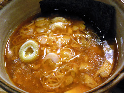 辛つけめん(大盛り)辛味W つけ汁 やすべえ秋葉原.jpg