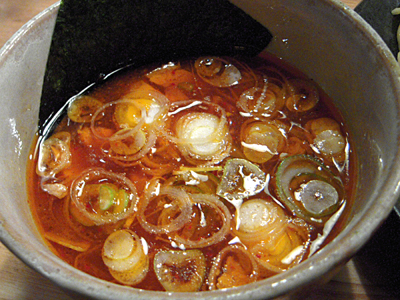 辛味つけ麺大盛り 辛味W つけ汁 やすべえ練馬.jpg
